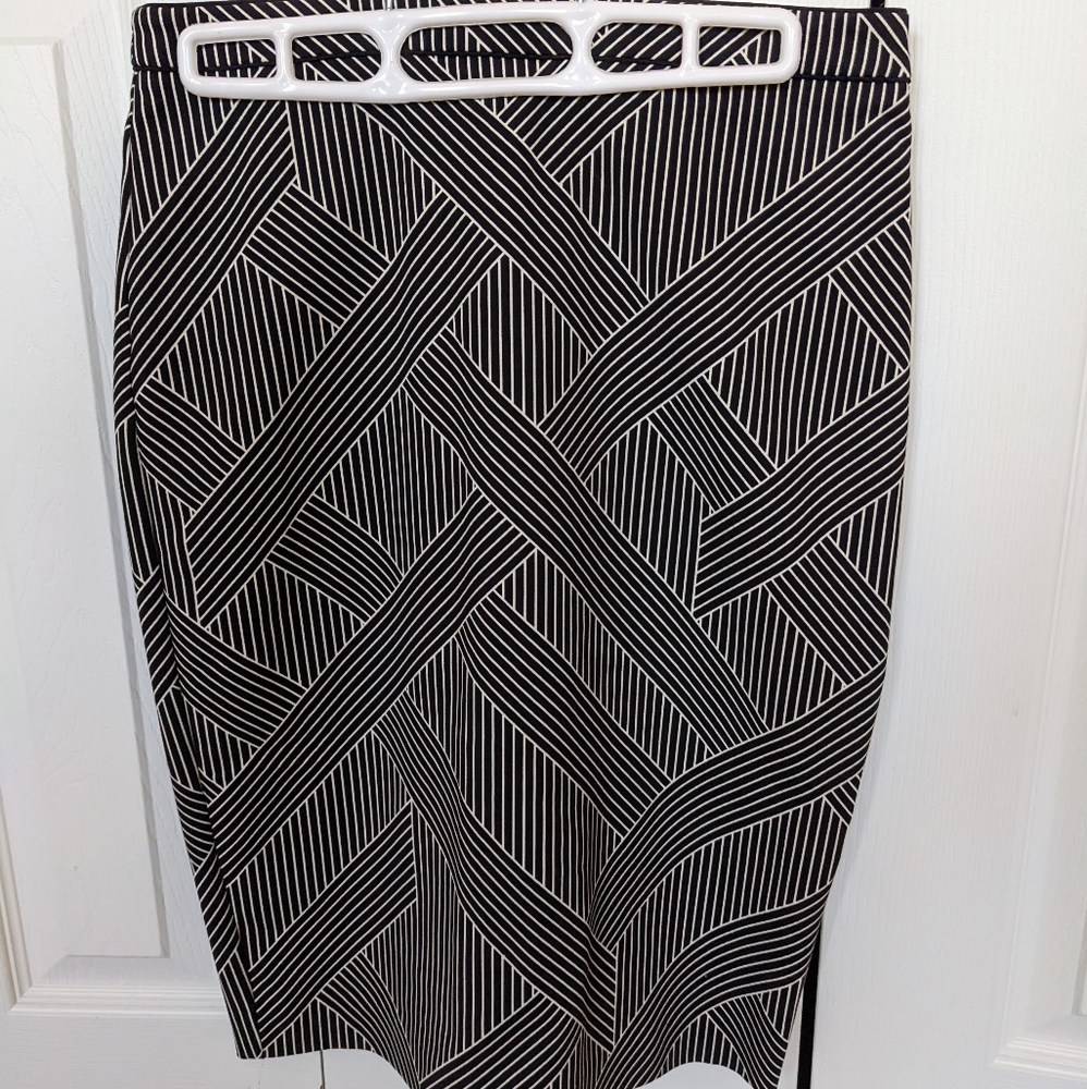 Ann Taylor Black and White Striped Pencil Skirt